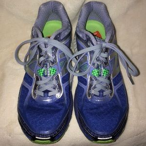 New Balance Asym Counter Athletic Shoes
